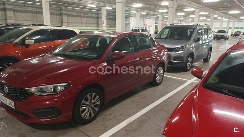 Rojo Usado 2016 Fiat Tipo Lounge Berlina | 5000 € (Super precio) - Imagen 1/4