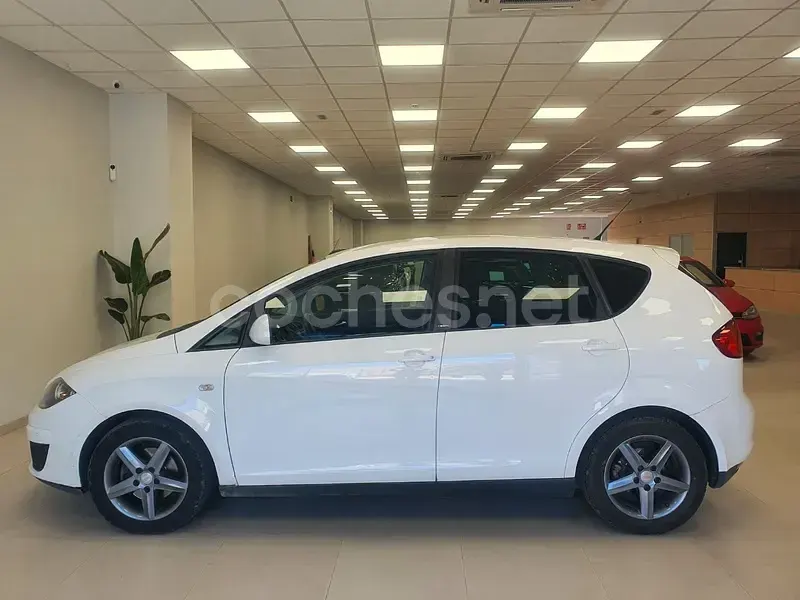 Usado Seat Altea I-Tech 105 CV (77 kW) 2014 Blanco Monovolumen