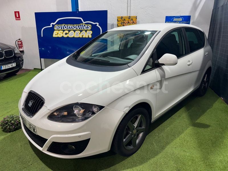 Blanco Usado 2015 Seat Altea I-Tech Monovolumen | 9500 € (Precio justo) - Imagen 1/4