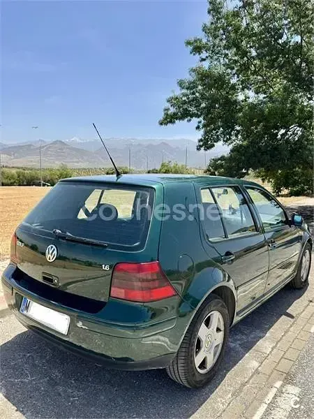 Usado VW Golf III Highline 100 CV (73 kW) 1998 Verde Berlina