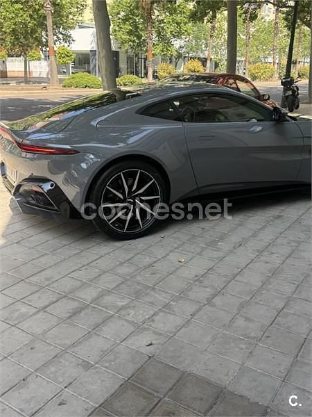 Usado Aston Martin V8 Vantage 510 CV (375 kW) 2021 Gris / plata Coupe