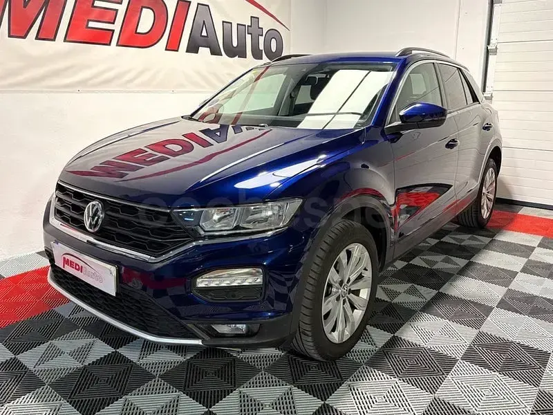 Usado VW T-Roc Advance 115 CV (84 kW) 2020 Azul SUV