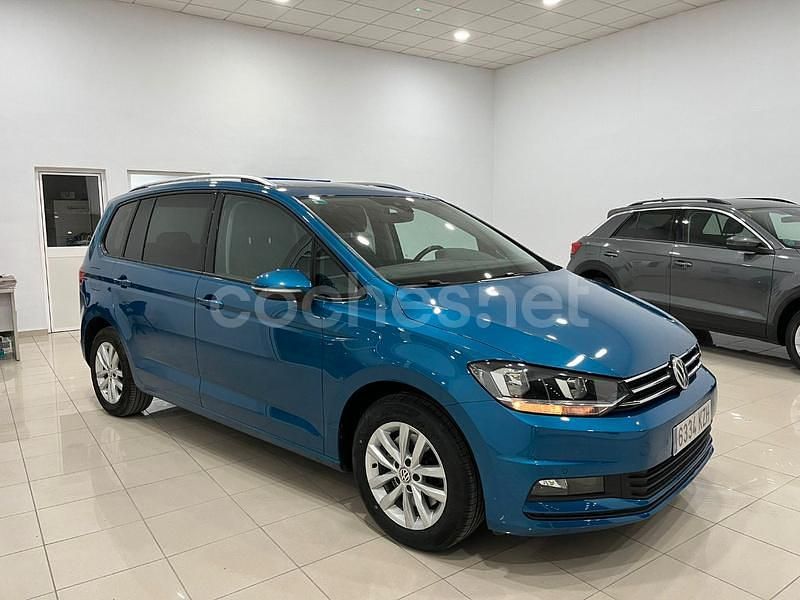 Azul Usado 2019 VW Touran Advance Monovolumen | 18.500 € (Precio justo) - Imagen 1/4