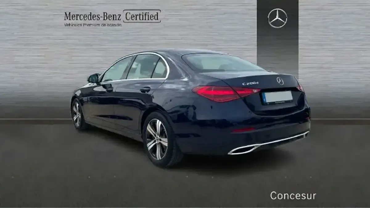 Usado Mercedes C200 163 CV (119 kW) 2022 Azul Berlina