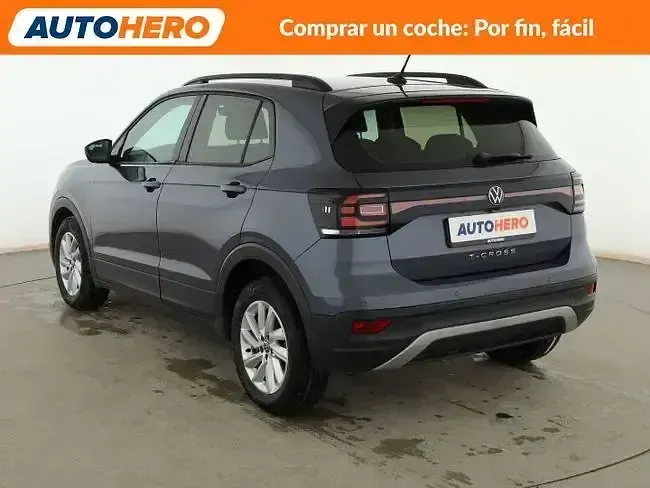 Usado VW T-Cross Advance 150 CV (110 kW) 2022 Gris SUV