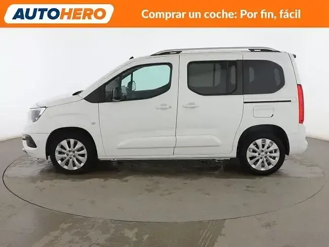 Usado Opel Combo Innovation 100 CV (73 kW) 2020 Blanco Monovolumen