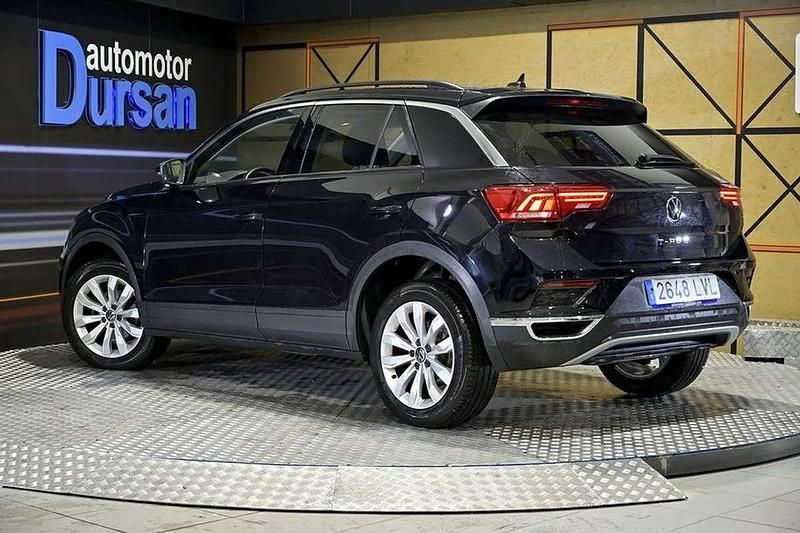 Usado VW T-Roc Advance 117 CV (86 kW) 2021 Negro SUV