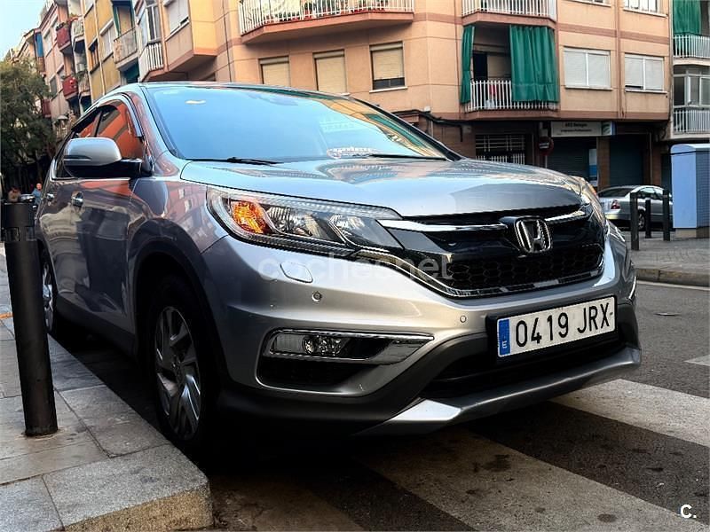 Usado Honda CR-V Comfort 120 CV (88 kW) 2016 Gris / plata SUV