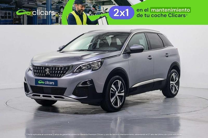 Usado Peugeot 3008 Allure 131 CV (96 kW) 2020 Plateado SUV