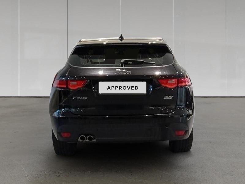 Usado Jaguar F-Pace R-Sport 179 CV (131 kW) 2021 Santorini black SUV
