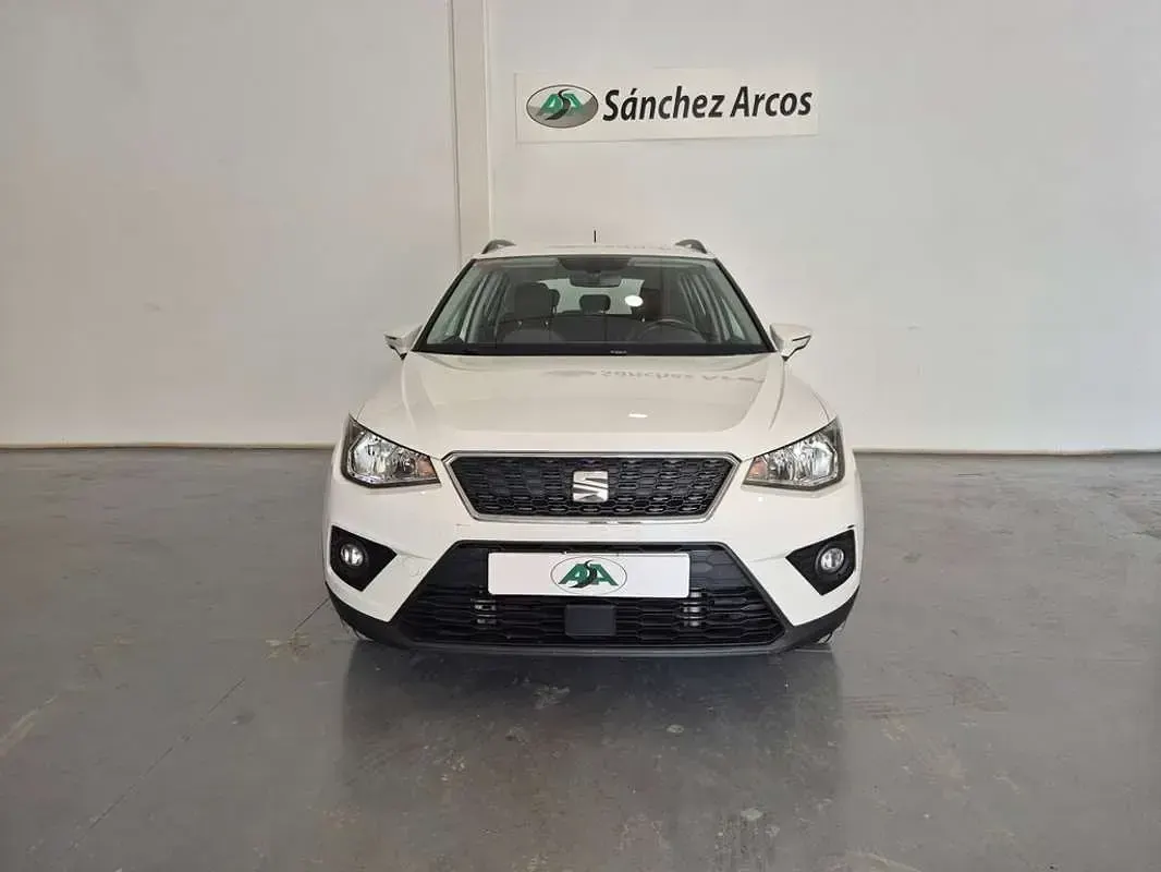 Usado Seat Arona FR 109 CV (80 kW) 2021 Blanco SUV