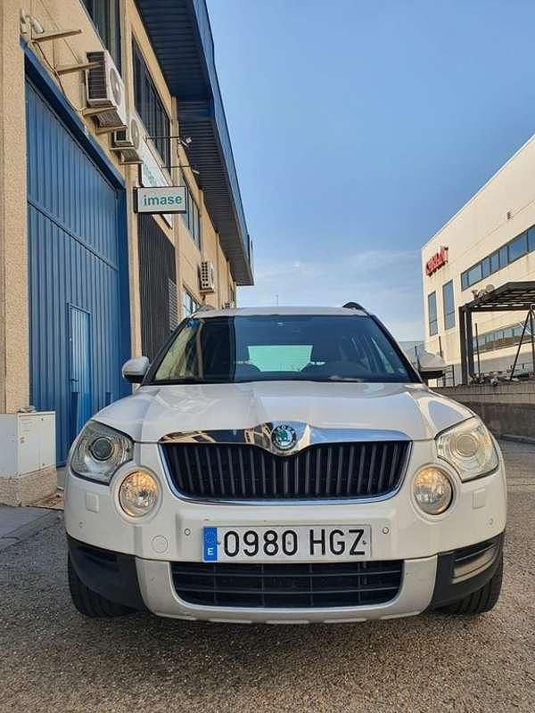 Usado Skoda Yeti Elegance 170 CV (125 kW) 2011 Blanco SUV