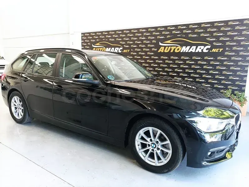 Usado BMW 318 Sport Line 150 CV (110 kW) 2017 Negro Familiar
