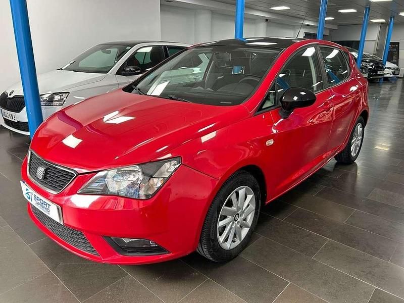 Rojo Usado 2016 Seat Ibiza Reference Utilitario | 9500 € (Precio justo) - Imagen 1/4