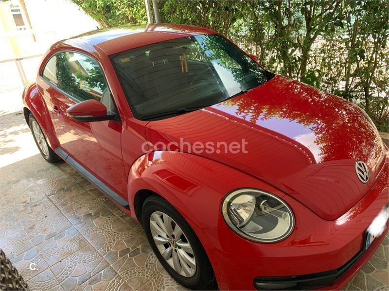 Usado VW Beetle 105 CV (77 kW) 2014 Rojo Utilitario
