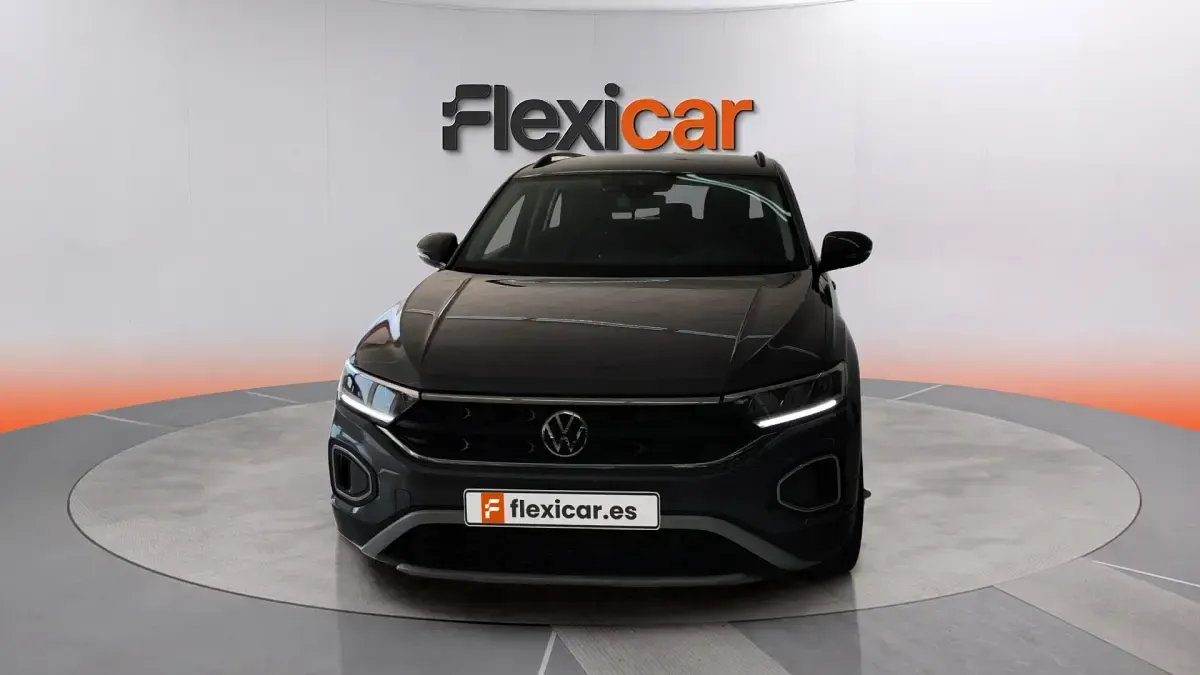 Usado VW T-Roc Advance 110 CV (80 kW) 2022 Gris SUV