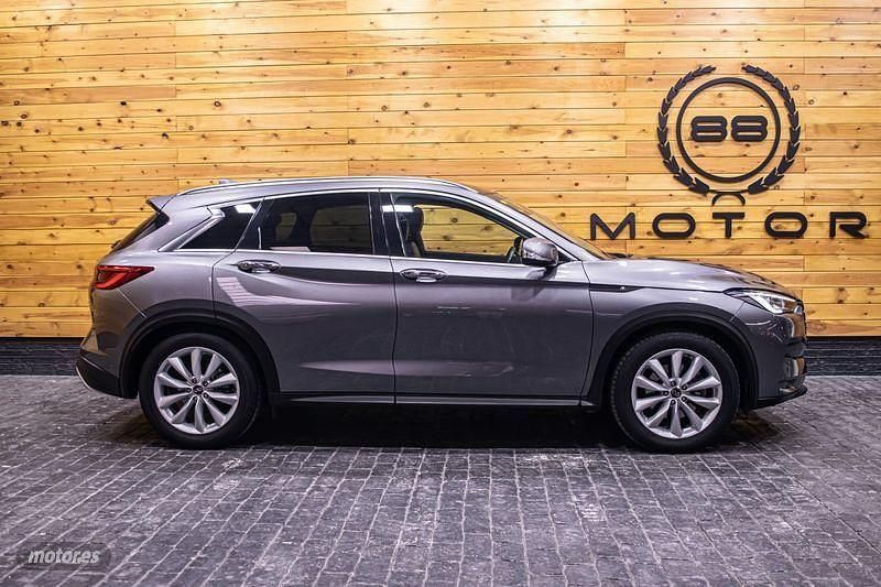 Usado Infiniti QX50 268 CV (197 kW) 2020 Gris Familiar