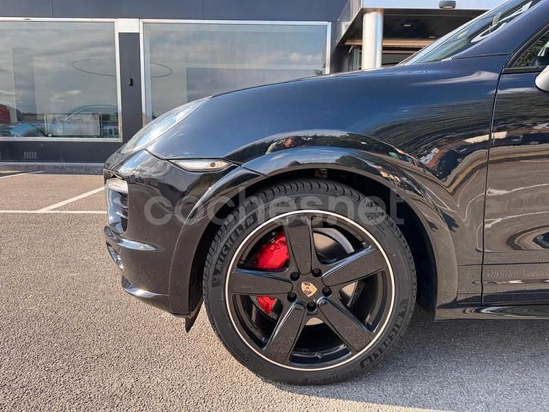 Usado Porsche Cayenne 420 CV (308 kW) 2014 Negro SUV