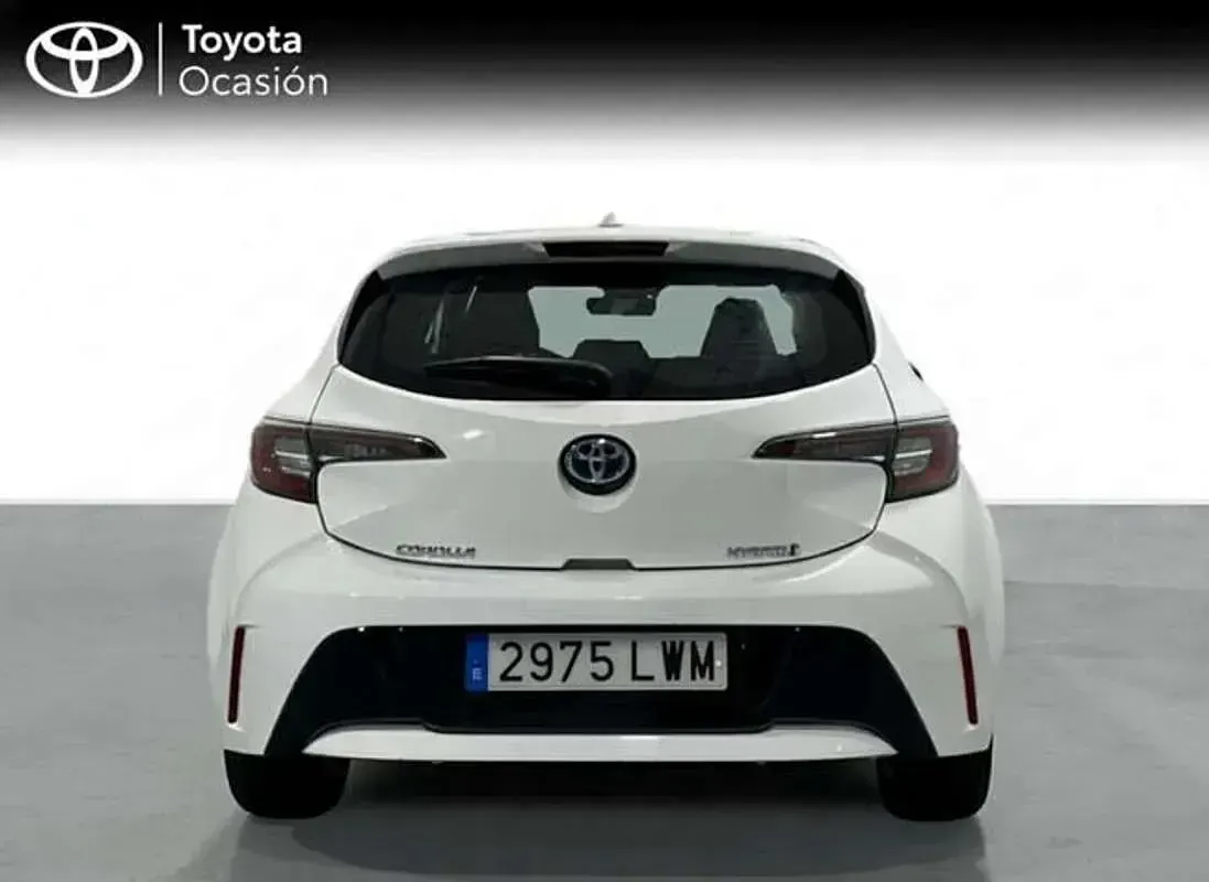 Usado Toyota Corolla Active 126 CV (92 kW) 2022 Blanco Utilitario