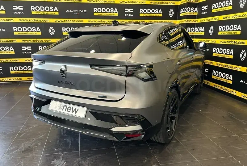 Usado Renault Rafale 300 CV (220 kW) 2026 Gris / plata SUV