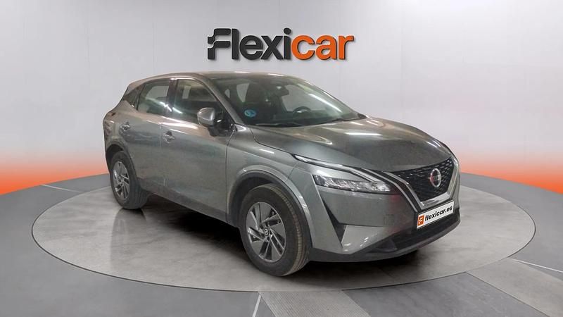 Usado Nissan Qashqai Acenta 158 CV (116 kW) 2021 Gris SUV