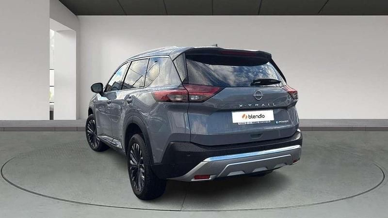 Usado Nissan X-Trail Tekna 207 CV (152 kW) 2025 Gris SUV