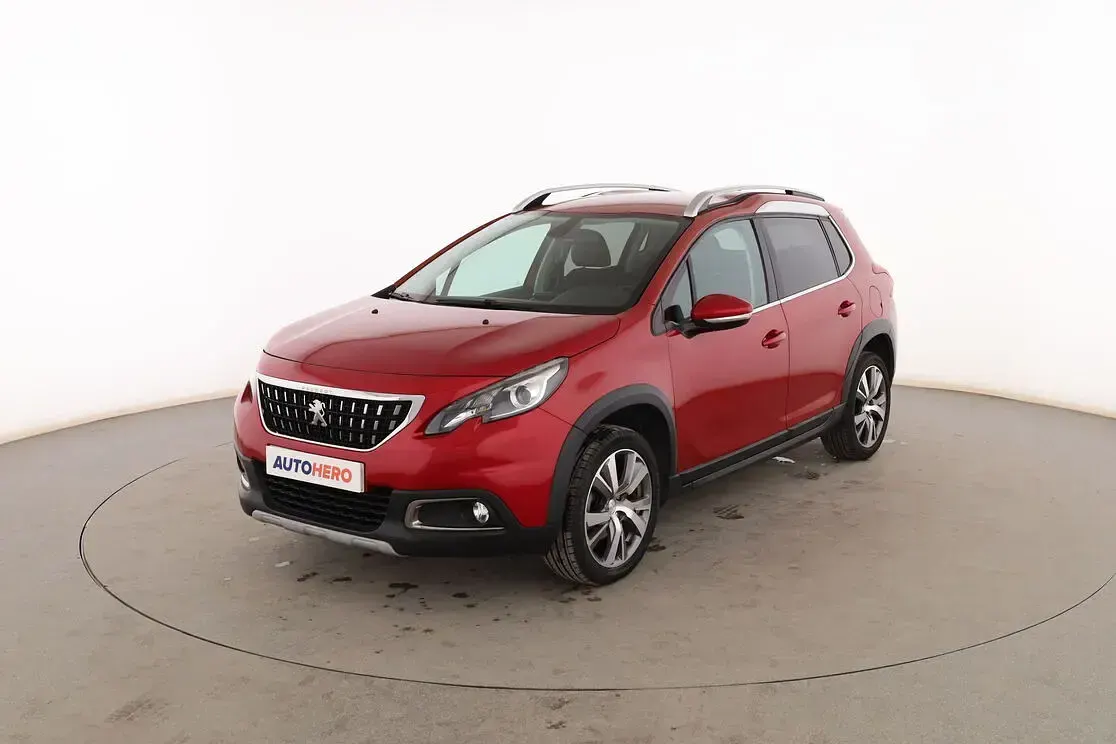 Usado Peugeot 2008 Allure 110 CV (80 kW) 2018 SUV