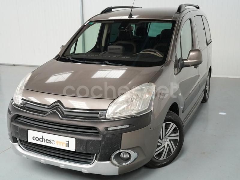 Gris / plata Usado 2013 Citroën Berlingo XTR Monovolumen | 7990 € (Precio justo) - Imagen 1/4