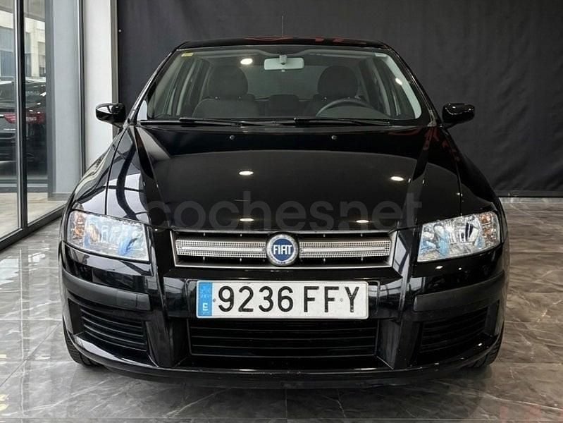 Usado Fiat Stilo Racing 105 CV (77 kW) 2006 Negro Berlina