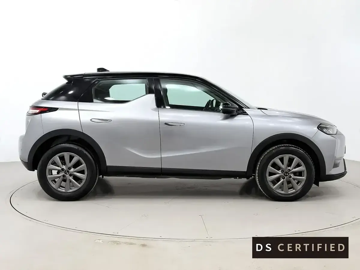 Usado DS Automobiles DS3 Bastille 100 CV (73 kW) 2023 Gris SUV