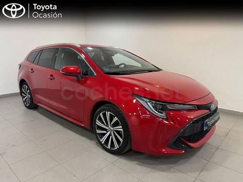 Usado Toyota Corolla Sport 180 CV (132 kW) 2022 Rojo Familiar
