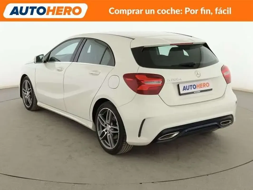 Usado Mercedes A200 AMG 135 CV (99 kW) 2017 Blanco Berlina