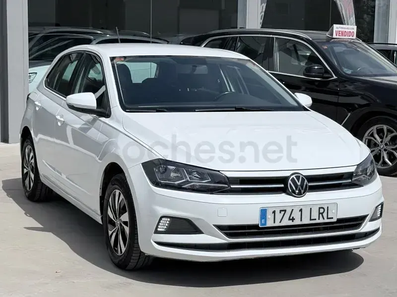 Usado VW Polo Life 95 CV (69 kW) 2022 Blanco Utilitario