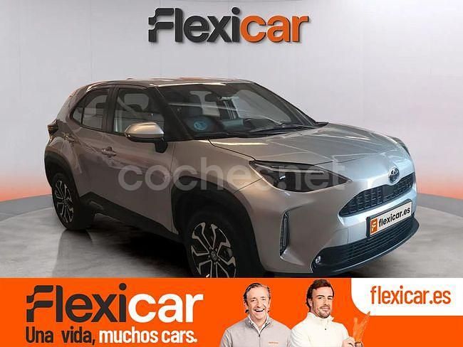 Gris / plata Usado 2024 Toyota Yaris Cross Active SUV | 23.990 € (Precio justo) - Imagen 1/4