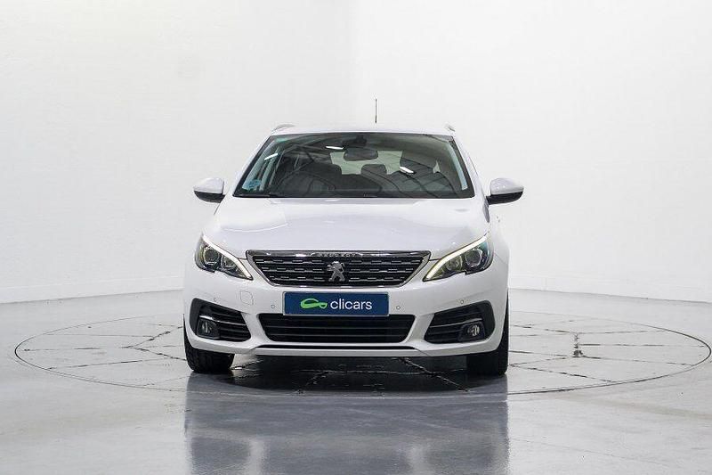 Usado Peugeot 308 SW Allure 130 CV (95 kW) 2019 Blanco Familiar