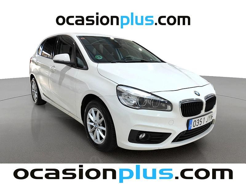 Usado BMW 218 Active Tourer 150 CV (110 kW) 2017 Blanco Monovolumen