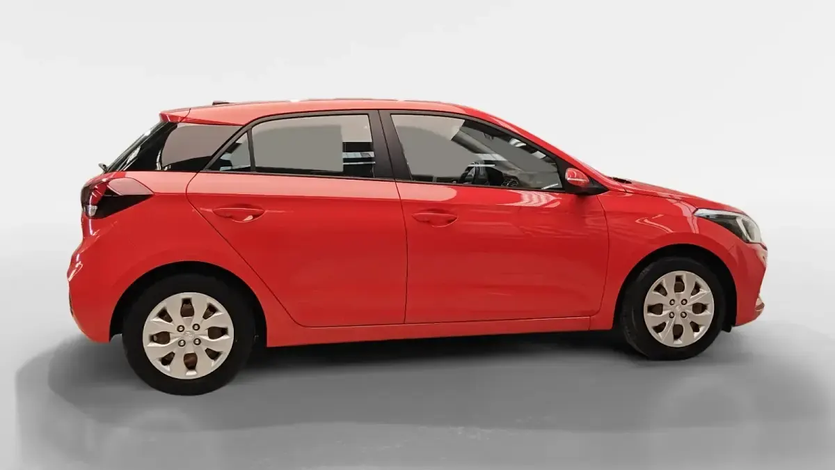 Usado Hyundai i20 84 CV (61 kW) 2020 Rojo Utilitario