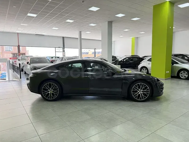 Usado Porsche Taycan 300 kW (408 CV) 2023 Eléctrico Berlina