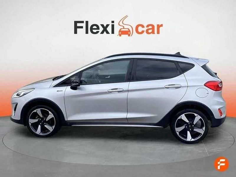 Usado Ford Fiesta Active 95 CV (69 kW) 2021 Gris Utilitario