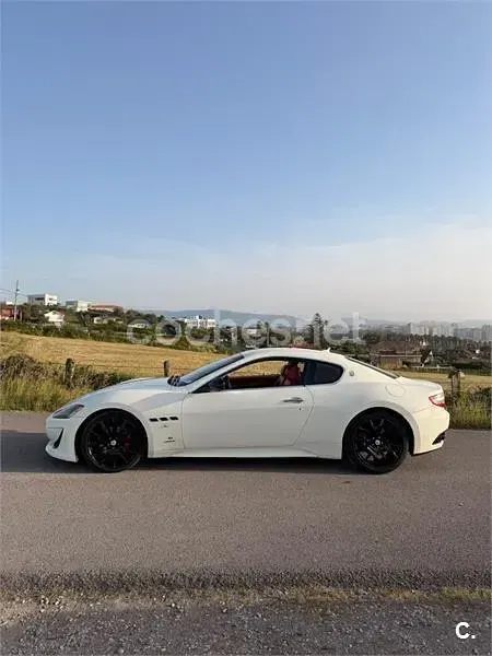 Usado Maserati Granturismo 405 CV (297 kW) 2007 Blanco Coupe