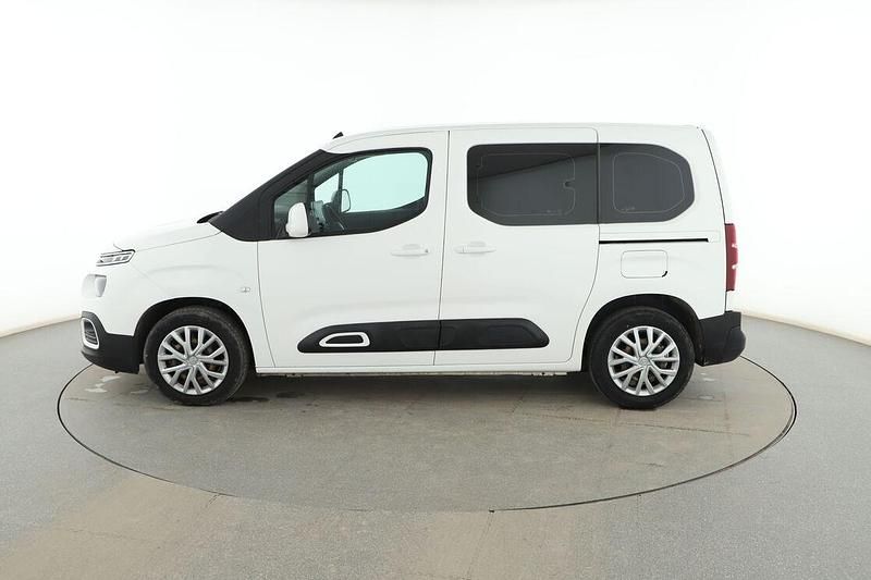 Usado Citroën Berlingo Feel 102 CV (75 kW) 2020 Blanco Monovolumen