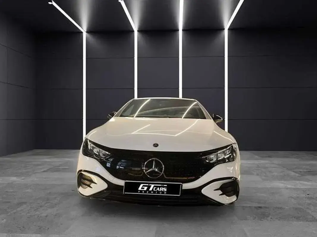 Usado Mercedes EQE350 AMG 214 kW (292 CV) 2023 Blanco Berlina