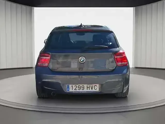 Usado BMW 118 Shadowline 143 CV (105 kW) 2013 Gris / plata Utilitario