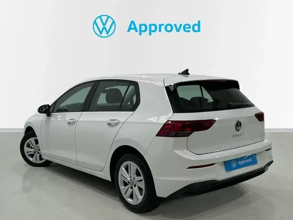 Usado VW Golf VIII 115 CV (84 kW) 2022 Blanco Berlina