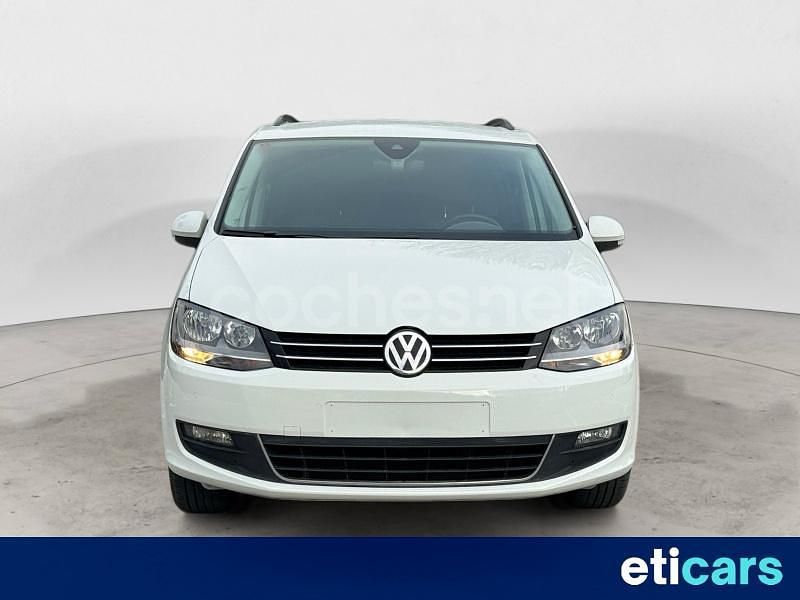 Usado VW Sharan Advance 150 CV (110 kW) 2019 Blanco Monovolumen