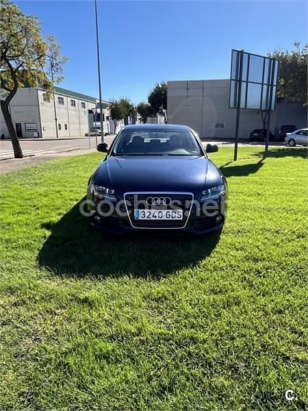 Usado Audi A4 143 CV (105 kW) 2008 Azul Berlina