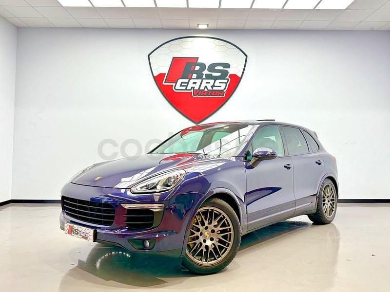 Usado Porsche Cayenne Platinum Edition 262 CV (192 kW) 2017 Violeta / lila SUV