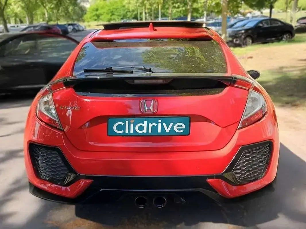 Usado Honda Civic Sport Plus 182 CV (133 kW) 2017 Rojo Utilitario