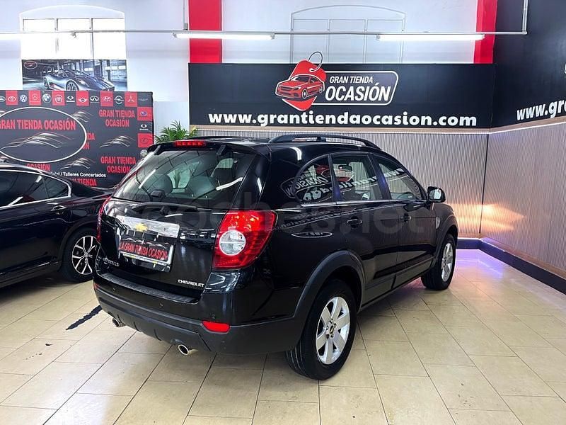 Usado Chevrolet Captiva LS 127 CV (93 kW) 2010 Negro SUV