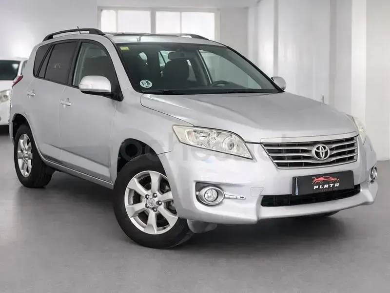 Usado Toyota RAV4 Advance 150 CV (110 kW) 2010 Gris / plata SUV